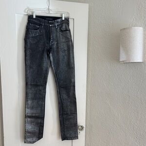 Monsters Men's Black & Silver metallic 🪩